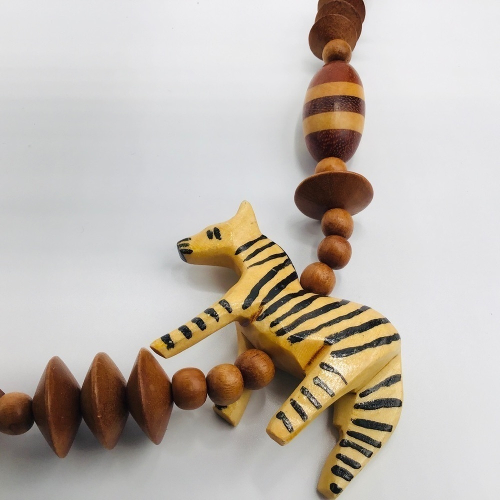 VTG Statement Necklace Wood Animal African Safari Zebra Beads Jungle Retro - Picture 5 of 9